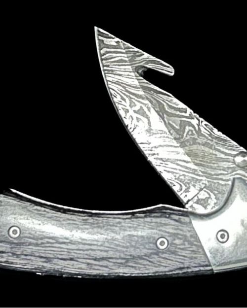 Gut Hook pocket knife